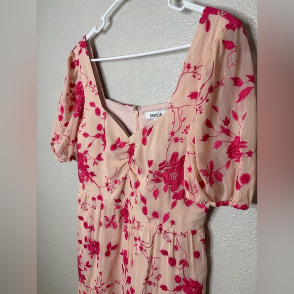 KENSIE Floral Embroidered Puff Sleeve Chiffon Midi Dress In Blush/ Rasberry - Picture 7 of 8